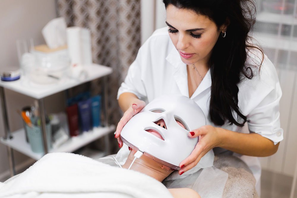 Esthetician Career Guide In Canada